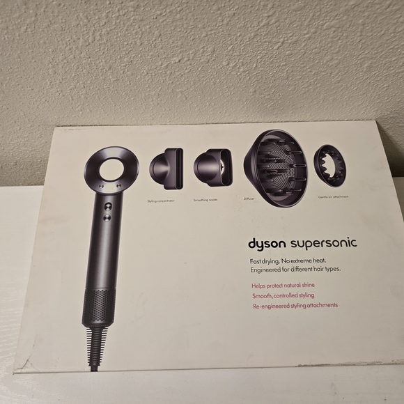 Dyson Supersonic Hair Dryer - Iron/Fuchsia